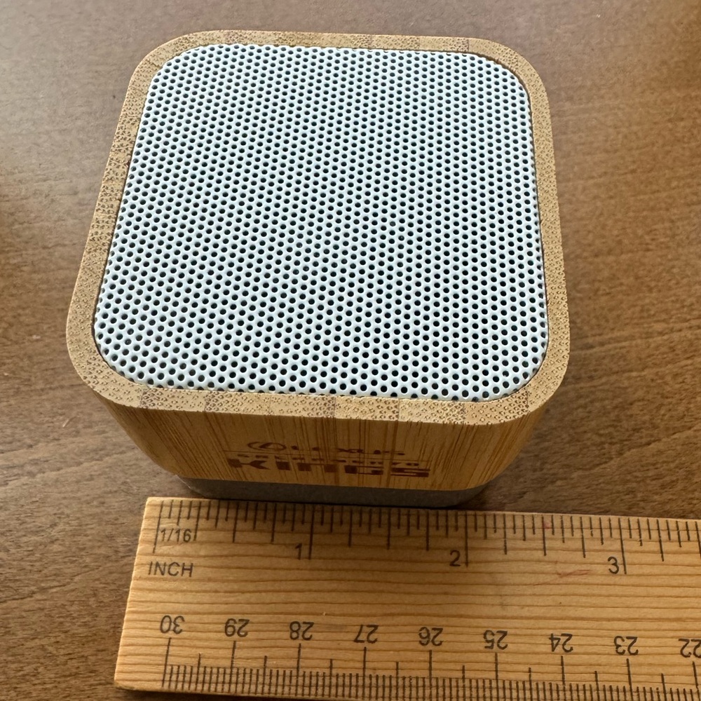 Bamboo Wireless Light-Up Speaker - Natural and Gray - Picture 6 of 8
